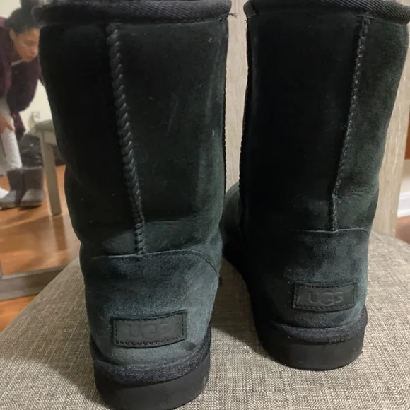 Ugg Boots - Picture 2 of 3
